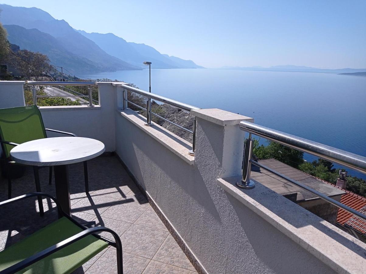 Villa Kuca Za Odmor Leptiric Pisak Exterior foto