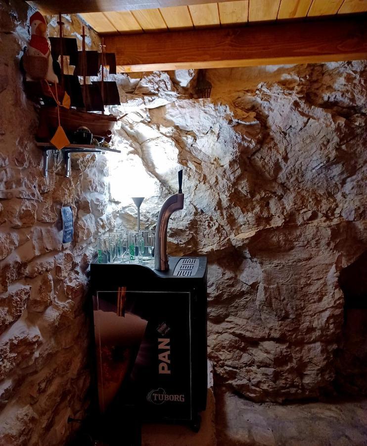 Villa Kuca Za Odmor Leptiric Pisak Exterior foto