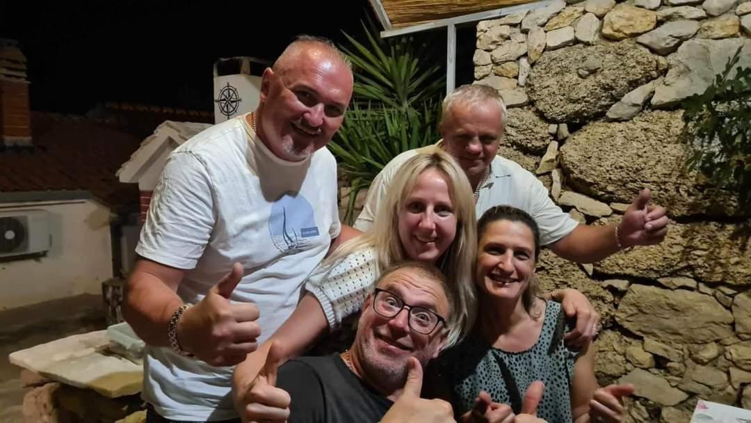 Villa Kuca Za Odmor Leptiric Pisak Exterior foto